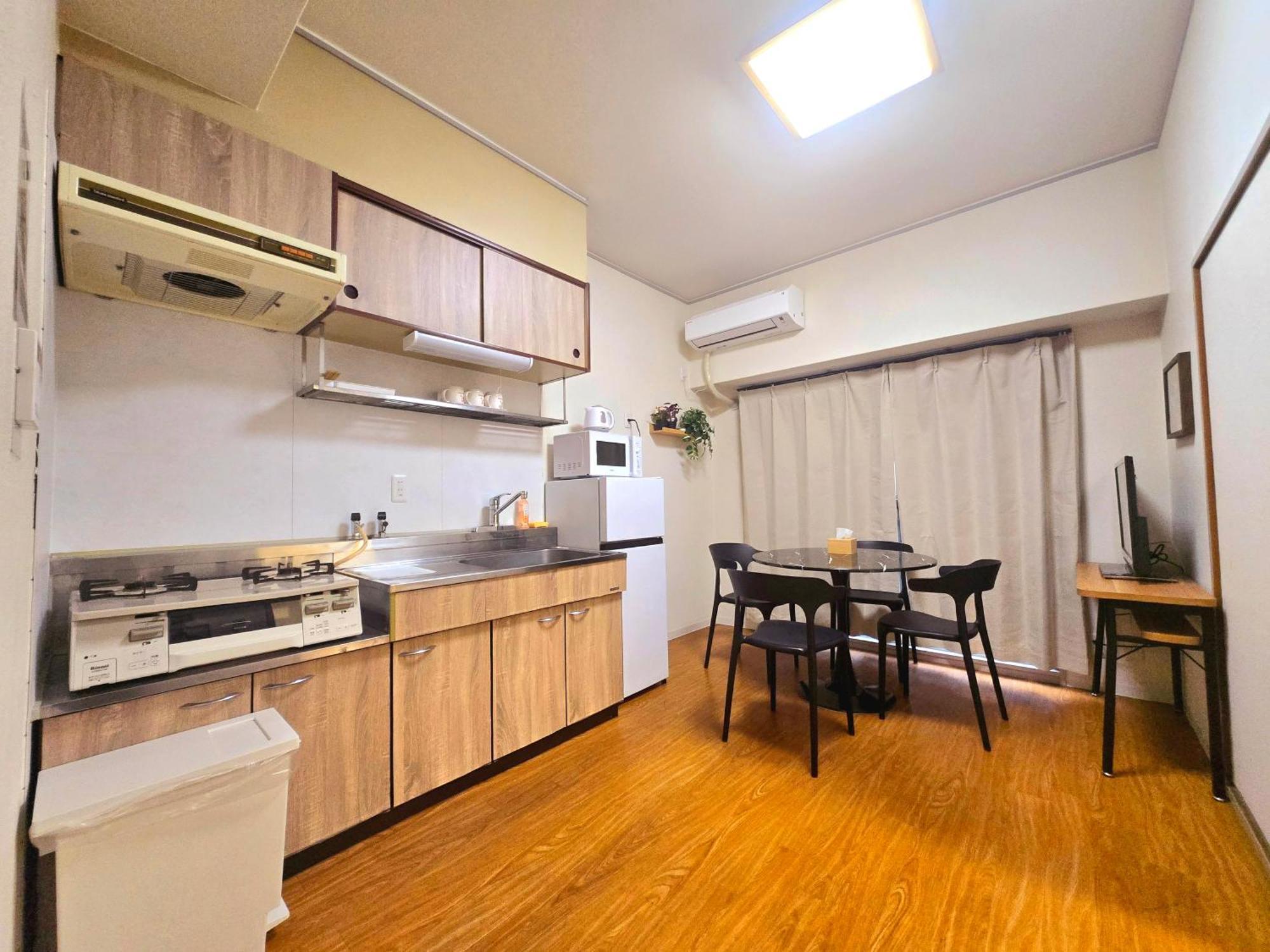 嵐 難波西 民宿 Bed And Breakfast أوساكا المظهر الخارجي الصورة